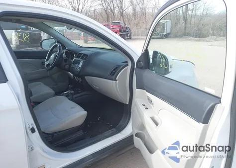 2017 Mitsubishi Outlander Sport 2.0 Le z USA, uszkodzony, nr VIN JA4AR3AU5HZ042775